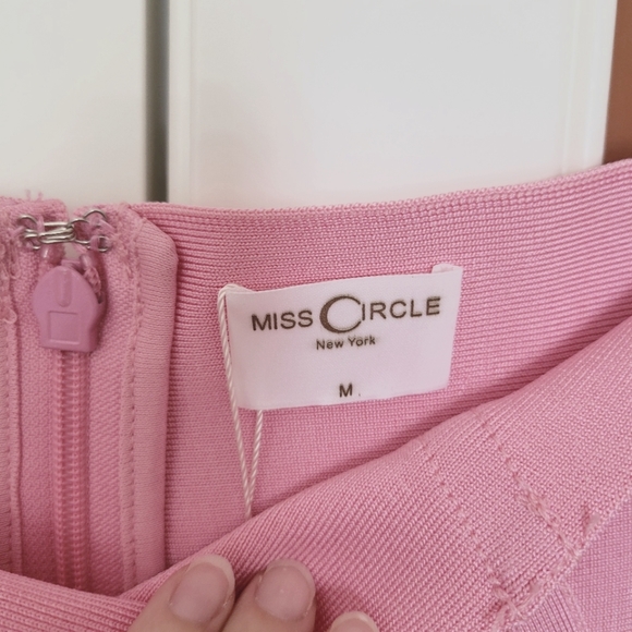 Miss Circle Dionne Pink Lace Up Bandage Set - Picture 7 of 7